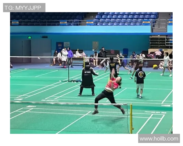 赛后复盘：北京羽毛球队与武汉羽毛球队的团队协作与战术分析