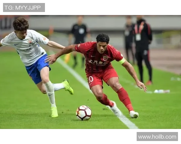 重庆羽毛球队以86分领跑精英赛积分榜展现强劲实力