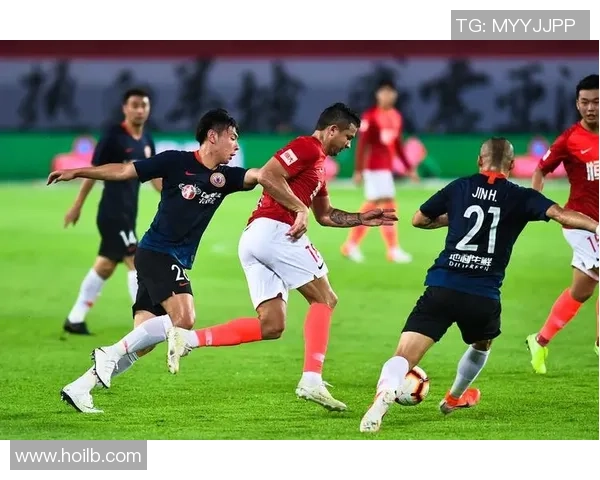 重庆足球队以75分领跑全国锦标赛积分榜展现强劲实力 重庆足球队以75分领跑全国锦标赛积分榜展现强劲实力