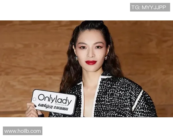 足球明星携手LV打造奢华包装引领时尚潮流新风尚